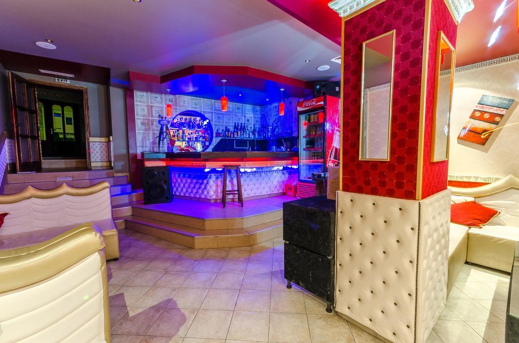 Hotel Cosmos Assenowgrad Exterior foto